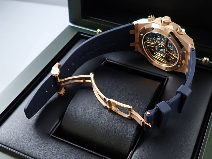 オーデマピゲ ロイヤルオーク クロノグラフ 50周年記念 Ref.26240OR.OO.D315CR.01 ピンクゴールド ナイトブルー文字盤