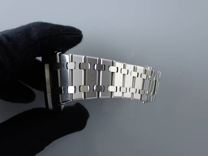 オーデマピゲ ロイヤルオーク デュアルタイム Ref.26120ST.OO.1220ST.03 ステンレススチール ブラック文字盤