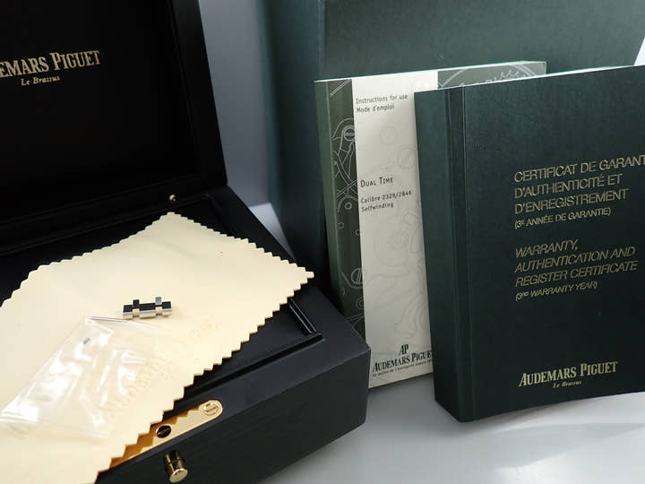 オーデマピゲ ロイヤルオーク デュアルタイム Ref.26120ST.OO.1220ST.03 ステンレススチール ブラック文字盤