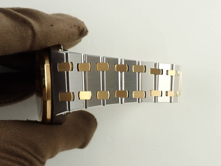 オーデマピゲ ロイヤルオーク デュアルタイム Ref.25730SA.O.0789SA.01 ステンレススチール/イエローゴールド グレー文字盤