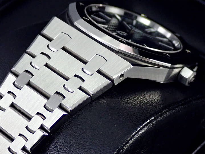 オーデマピゲ ロイヤルオーク ジャンボ エクストラ シン Ref.15202ST.OO.1240ST.01 ステンレススチール ブルー文字盤