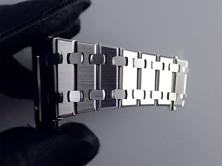 オーデマピゲ ロイヤルオーク ジャンボ エクストラ シン Ref.15202ST.OO.1240ST.01 ステンレススチール ブルー文字盤