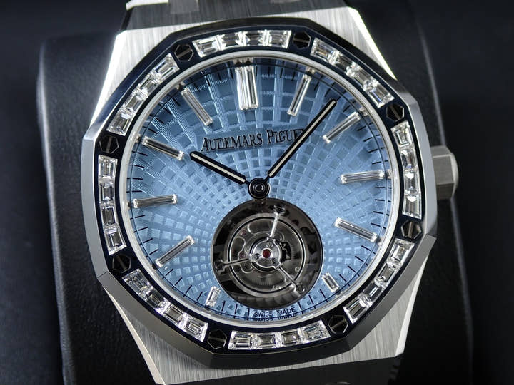 オーデマピゲ ロイヤルオーク フライング トゥールビヨン Ref.26535PT.ZZ.1220PT.01 プラチナ ライトブルー文字盤