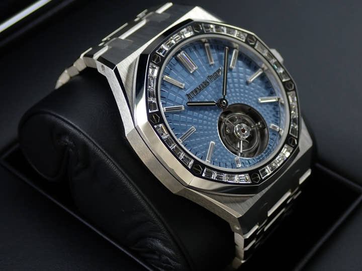 オーデマピゲ ロイヤルオーク フライング トゥールビヨン Ref.26535PT.ZZ.1220PT.01 プラチナ ライトブルー文字盤