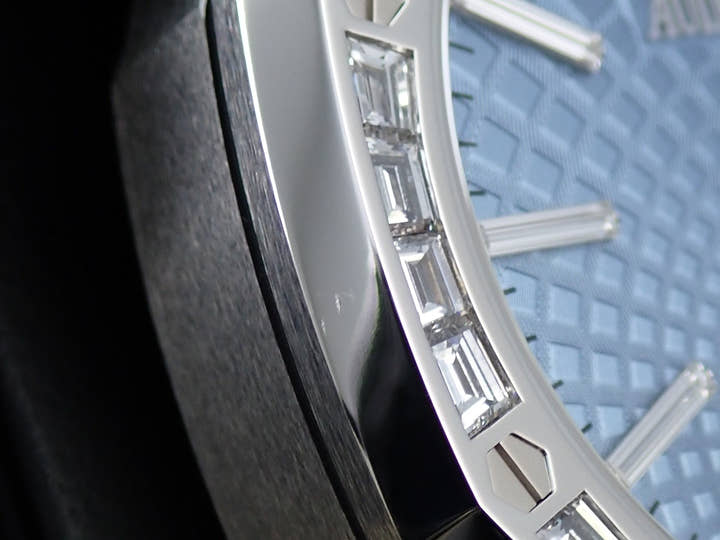 オーデマピゲ ロイヤルオーク フライング トゥールビヨン Ref.26535PT.ZZ.1220PT.01 プラチナ ライトブルー文字盤