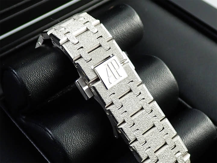 オーデマピゲ ロイヤルオーク フロステッドゴールド Ref.15454BC.GG.1259BC.03 ホワイトゴールド ブラック文字盤