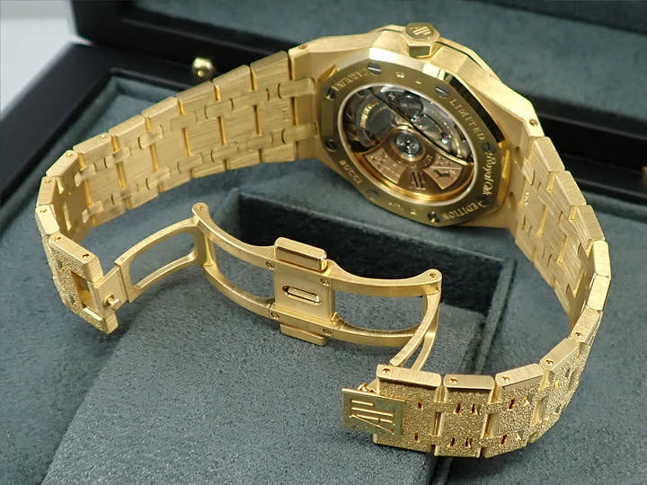 オーデマピゲ ロイヤルオーク フロステッドゴールド Ref.15454BA.GG.1259BA.02 イエローゴールド シルバー文字盤