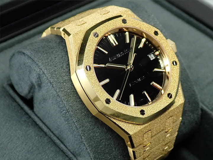 オーデマピゲ ロイヤルオーク フロステッドゴールド Ref.15454BA.GG.1259BA.02 イエローゴールド シルバー文字盤