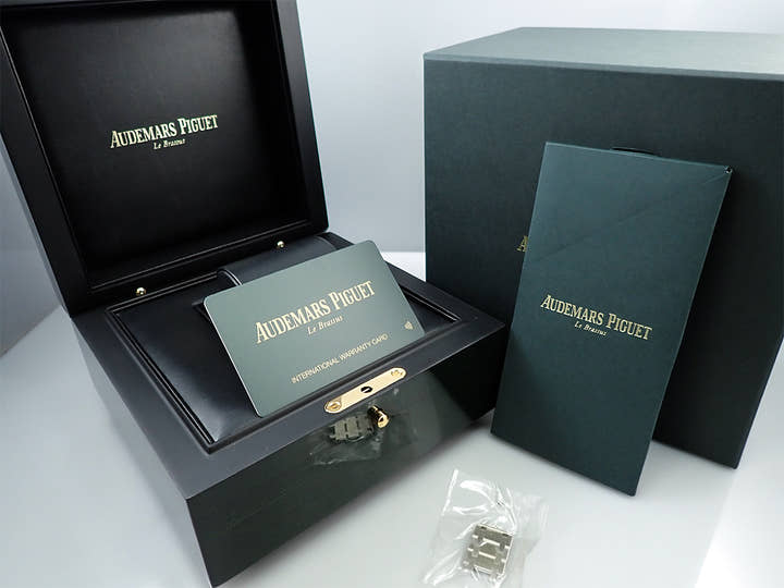 オーデマピゲ ロイヤルオーク ジャンボ エクストラ シン Ref.15206PT.OO.1240PT.01 プラチナ オニキス11Pダイヤ文字盤