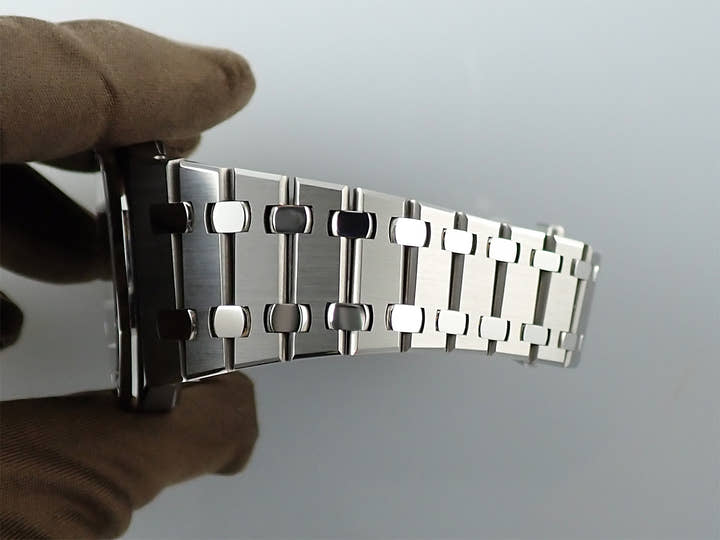 Audemars Piguet Royal Oak Jumbo Extra Thin <Warranty, Box, etc.>