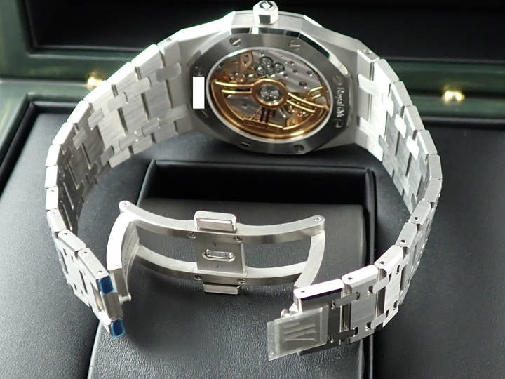 オーデマピゲ ロイヤルオーク ジャンボ エクストラ シン Ref.16202ST.OO.1240ST.02 ステンレススチール ナイトブルー文字盤