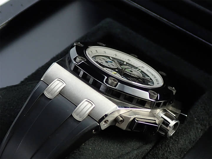 オーデマピゲ ロイヤルオーク オフショア クロノグラフ ルーベンスバリチェロ Ref.26078IO.OO.D001VS.01 チタン/セラミック ブラック文字盤