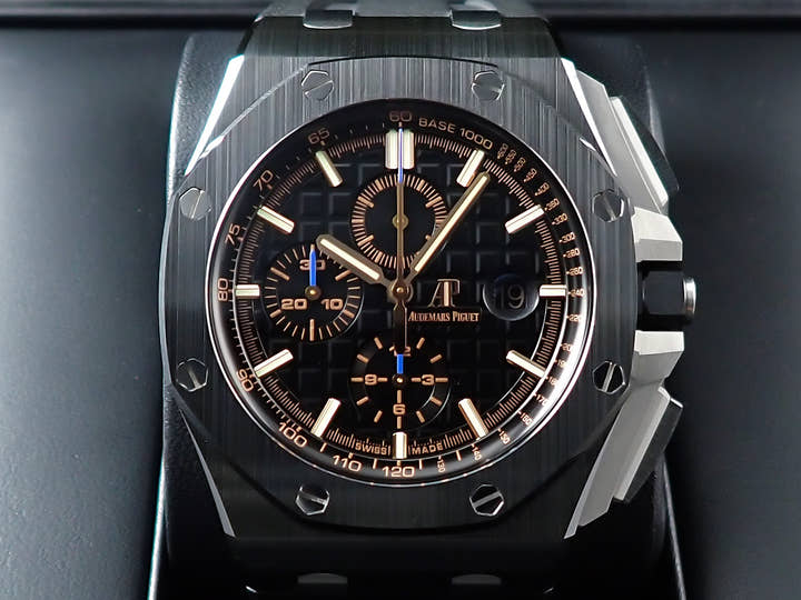オーデマピゲ ロイヤルオーク オフショア クロノグラフ Ref.26405CE.OO.A002CA.02 セラミック ブラック文字盤