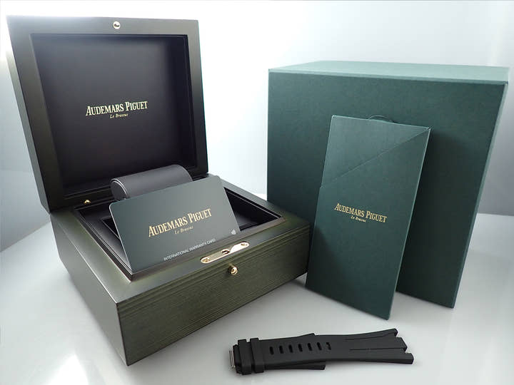 オーデマピゲ ロイヤルオーク オフショア クロノグラフ Ref.26420TI.OO.A027CA.01 チタン ブルー文字盤