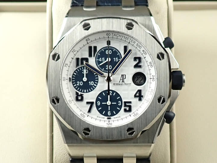 オーデマピゲ ロイヤルオーク オフショア クロノグラフ Ref.26170ST.OO.D305CR.01 ステンレススチール ホワイト×ブルー文字盤