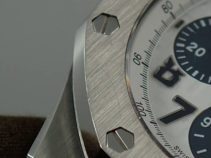 オーデマピゲ ロイヤルオーク オフショア クロノグラフ Ref.26170ST.OO.D305CR.01 ステンレススチール ホワイト×ブルー文字盤