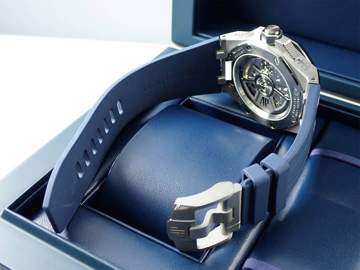 オーデマピゲ ロイヤルオーク オフショア ミュージックエディション Ref.15600TI.OO.A343CA.01 チタン ブルー文字盤