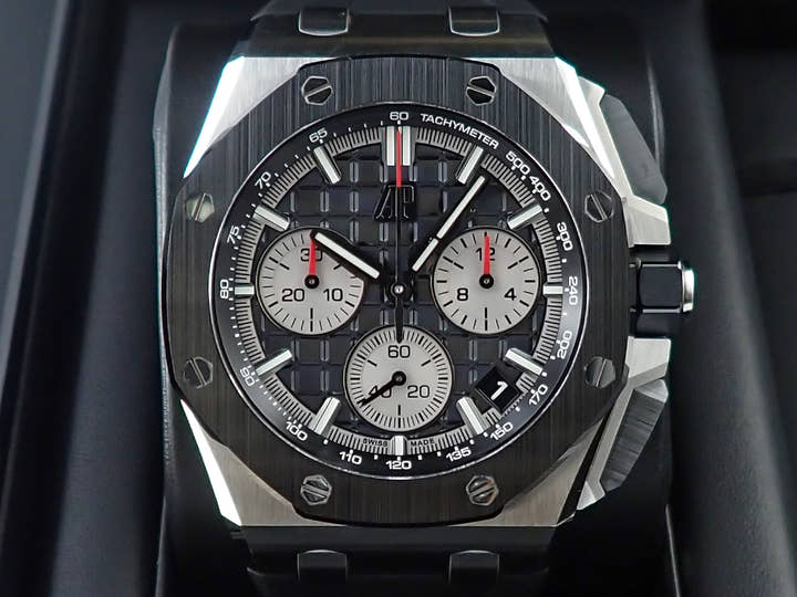 オーデマピゲ ロイヤルオーク オフショア クロノグラフ Ref.26420SO.OO.A002CA.01 ステンレススチール/ブラックセラミック ブラック文字盤