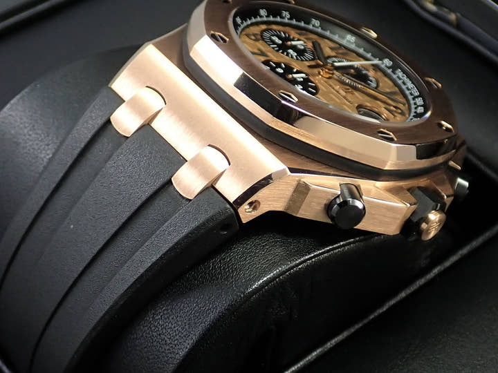 Audemars Piguet Royal Oak Offshore Chronograph <Warranty, Box, etc.>