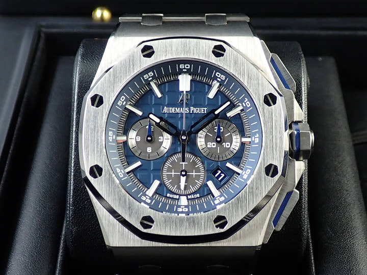 Audemars Piguet Royal Oak Offshore Chronograph <Warranty, Box, etc.>