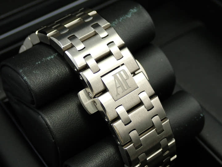 オーデマピゲ ロイヤルオーク オフショア クロノグラフ Ref.26238TI.OO.2000TI.01 チタン グレー文字盤