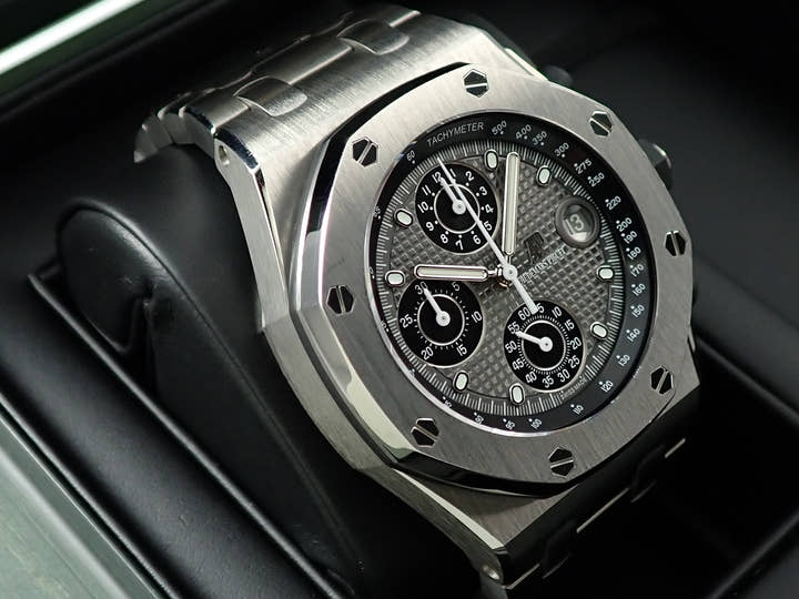 オーデマピゲ ロイヤルオーク オフショア クロノグラフ Ref.26238TI.OO.2000TI.01 チタン グレー文字盤