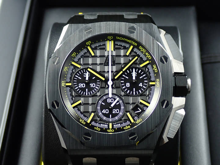 オーデマピゲ ロイヤルオーク オフショア クロノグラフ Ref.26420CE.OO.A005VE.01 ブラックセラミック ブラック文字盤