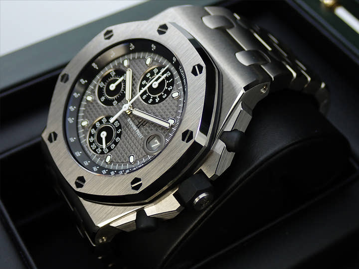 Audemars Piguet Royal Oak Offshore Chronograph <Warranty, Box, etc.>