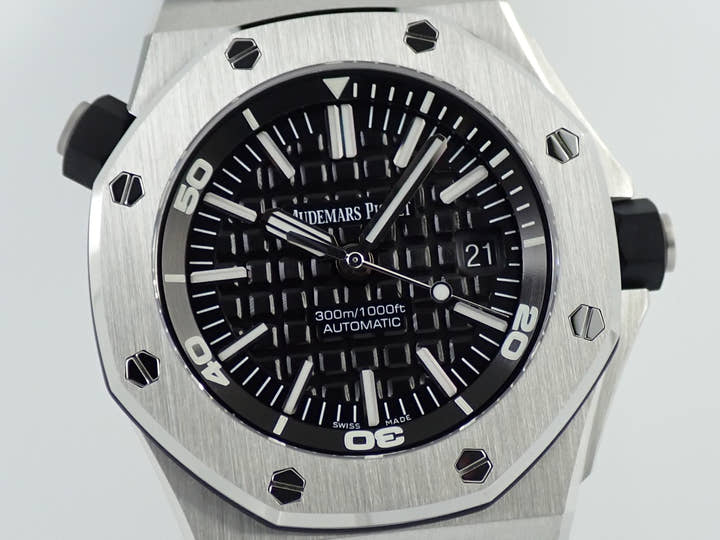 オーデマピゲ ロイヤルオーク オフショア ダイバー Ref.15703ST.OO.A002CA.01 ステンレススチール ブラック文字盤