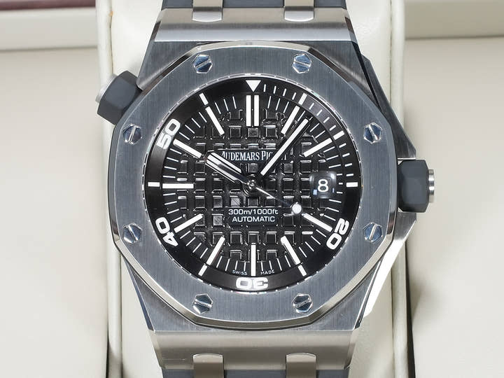 オーデマピゲ ロイヤルオーク オフショア ダイバー Ref.15703ST.OO.A002CA.01 ステンレススチール ブラック文字盤