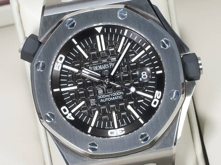 オーデマピゲ ロイヤルオーク オフショア ダイバー Ref.15703ST.OO.A002CA.01 ステンレススチール ブラック文字盤