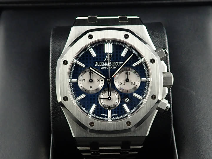 Audemars Piguet Royal Oak Chronograph Ref. 26331ST.OO.1220ST.01 Stainless Steel Blue Dial