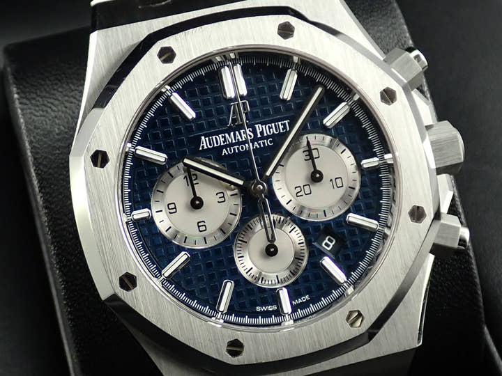 Audemars Piguet Royal Oak Chronograph Ref. 26331ST.OO.1220ST.01 Stainless Steel Blue Dial