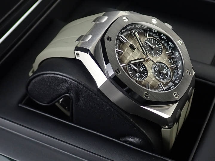 オーデマピゲ ロイヤルオーク オフショア クロノグラフ Ref.26420SO.OO.A600CA.01 ステンレススチール スモークブラウン文字盤