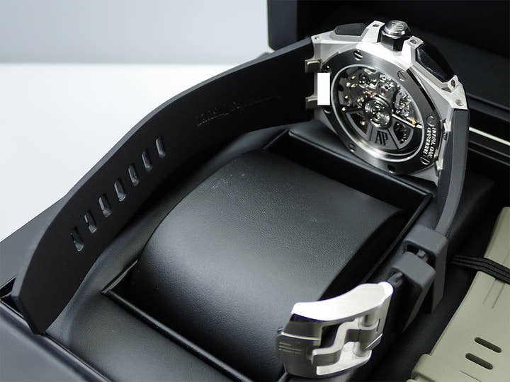 オーデマピゲ ロイヤルオーク オフショア クロノグラフ Ref.26420SO.OO.A600CA.01 ステンレススチール スモークブラウン文字盤