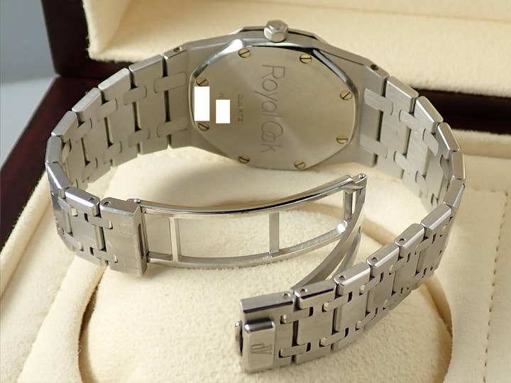 Audemars Piguet Royal Oak Quartz Ref. 56175ST/O/0789ST/07 Stainless Steel Black Grey Dial