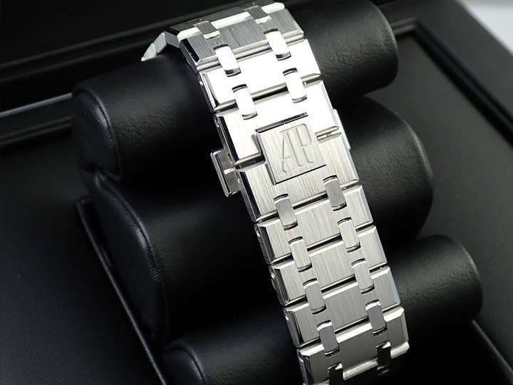 オーデマピゲ ロイヤルオーク Ref.15503BC.OO.1220BC.01 ホワイトゴールド ブルー文字盤