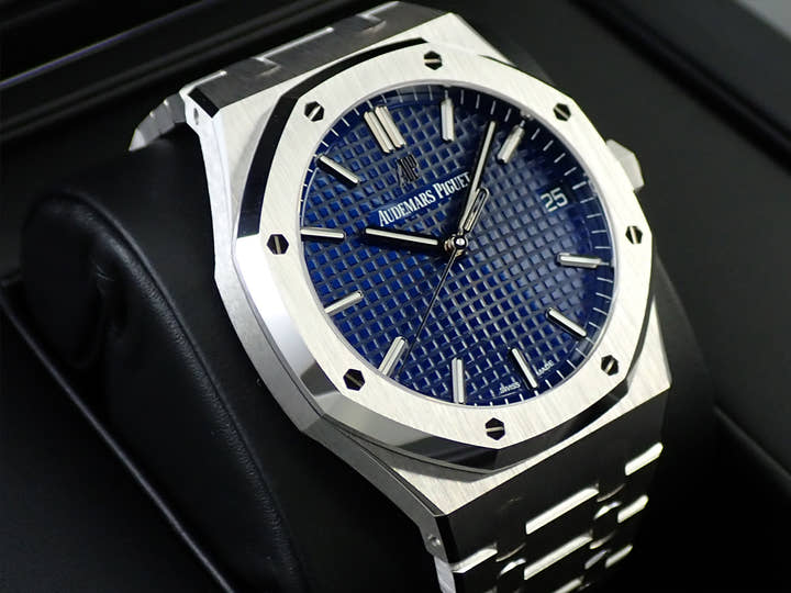 オーデマピゲ ロイヤルオーク Ref.15503BC.OO.1220BC.01 ホワイトゴールド ブルー文字盤