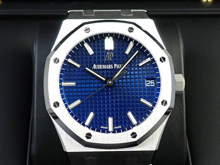 オーデマピゲ ロイヤルオーク Ref.15503BC.OO.1220BC.01 ホワイトゴールド ブルー文字盤