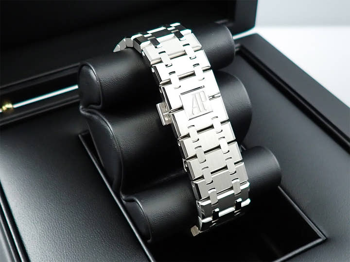 オーデマピゲ ロイヤルオーク Ref.15500ST.OO.1220ST.03 ステンレススチール ブラック文字盤