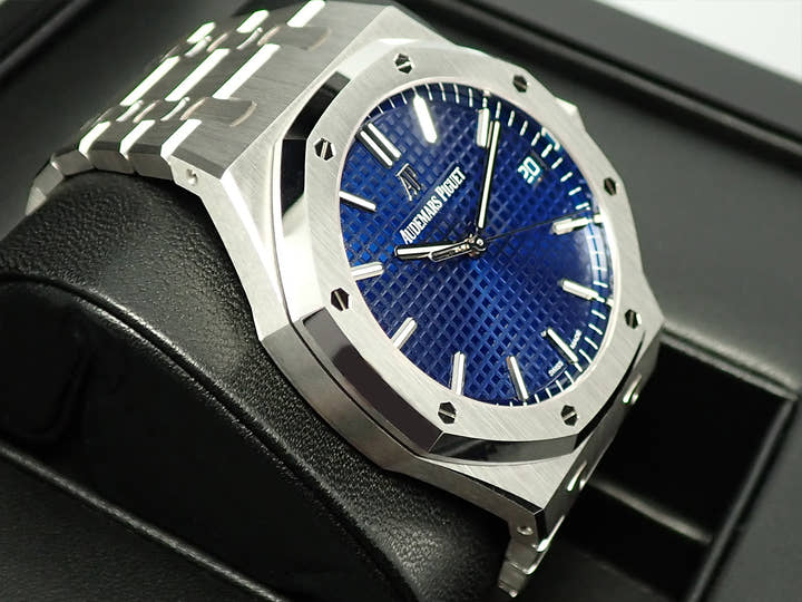 オーデマピゲ ロイヤルオーク Ref.15503BC.OO.1220BC.01 ホワイトゴールド ブルー文字盤