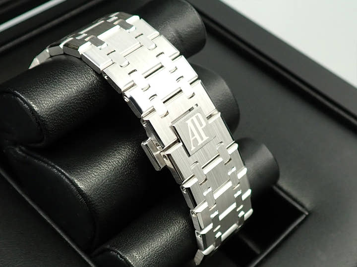 オーデマピゲ ロイヤルオーク Ref.15503BC.OO.1220BC.01 ホワイトゴールド ブルー文字盤