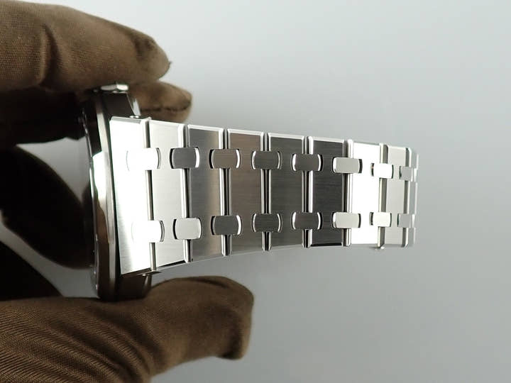 オーデマピゲ ロイヤルオーク Ref.15500ST.OO.1220ST.01 ステンレススチール ブルー文字盤