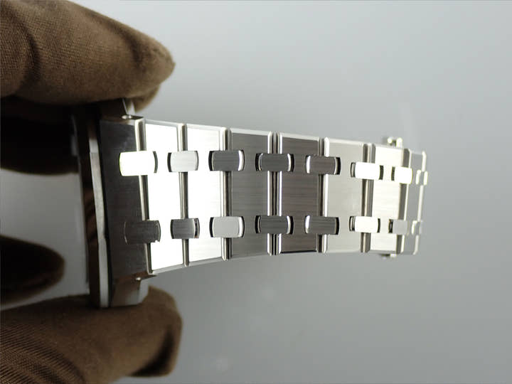 オーデマピゲ ロイヤルオーク Ref.15450ST.OO.1256ST.03 ステンレススチール ブルー文字盤