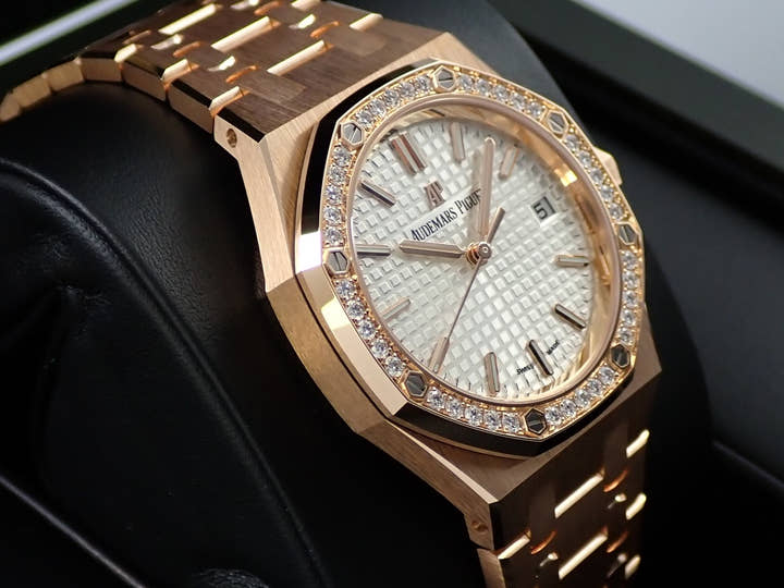 オーデマピゲ ロイヤルオーク Ref.77451OR.ZZ.1361OR.03 ピンクゴールド シルバー文字盤
