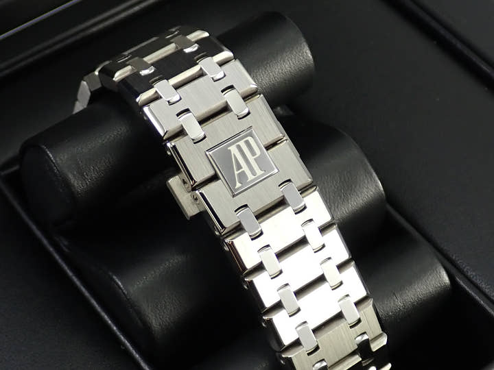 オーデマピゲ ロイヤルオーク クロノグラフ Ref.26331IP.OO.1220IP.01 チタン/プラチナ スレートグレー×ブルー文字盤