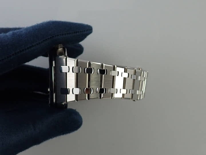 オーデマピゲ ロイヤルオーク クロノグラフ Ref.26331IP.OO.1220IP.01 チタン/プラチナ スレートグレー×ブルー文字盤