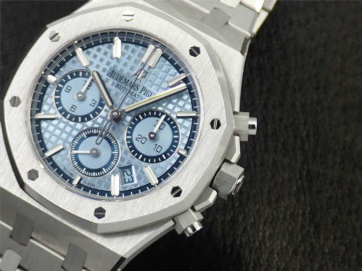 オーデマピゲ ロイヤルオーク クロノグラフ Ref.26317BC.OO.1256BC.01 ホワイトゴールド ライトブルー文字盤