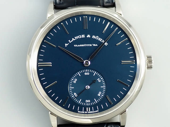 A.ランゲ&ゾーネ サクソニア オートマティック Ref.380.028 18KWG ブルー文字盤 中古 PTL1LM4V
