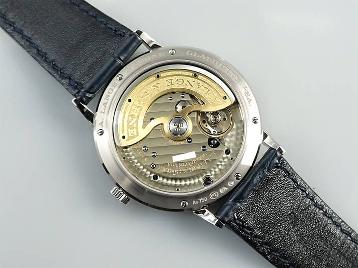 A.ランゲ&ゾーネ サクソニア オートマティック Ref.380.028 18KWG ブルー文字盤 中古 PTL1LM4V